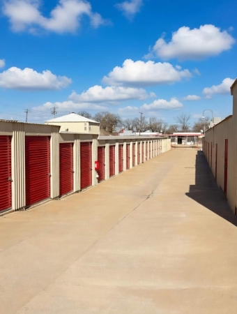 Facility photo: //images.sparefoot.com/medium/2192456a0b34b5aa421.jpg