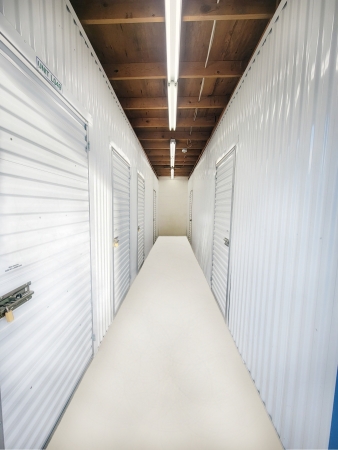 Facility photo: //images.sparefoot.com/medium/21949968dd5867763f3.jpg