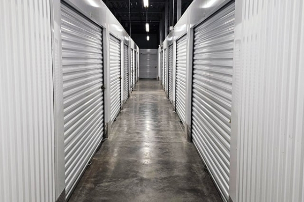 Facility photo: //images.sparefoot.com/medium/219506690607bc5667c.jpg