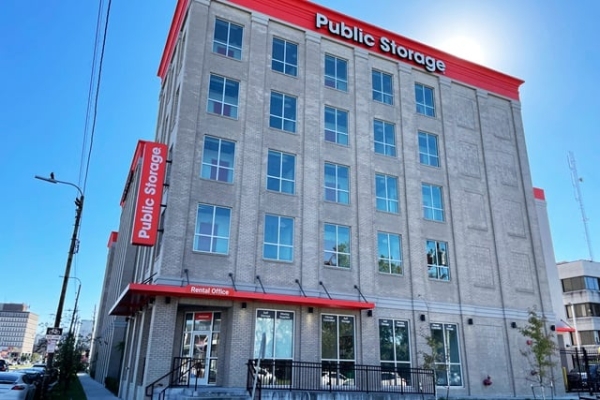 Facility photo: //images.sparefoot.com/medium/2195086991d50430608.jpg