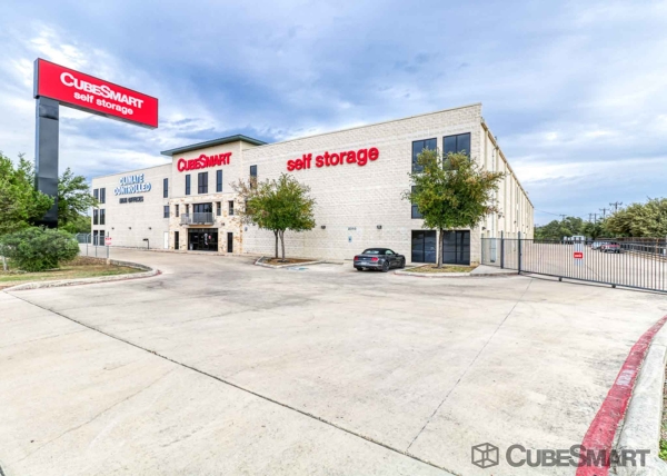 Storage Units at CubeSmart Self Storage - TX San Antonio North Loop 1604 West - 2310 North Loop 1604 West