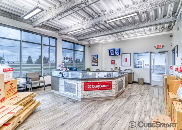 Facility photo: //images.sparefoot.com/medium/219719697f151068110.jpg