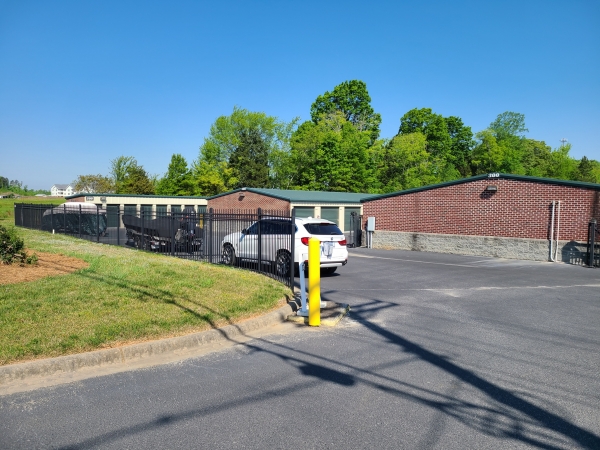 Storage Units at Afton Self Storage - 6380 Poplar Tent Road