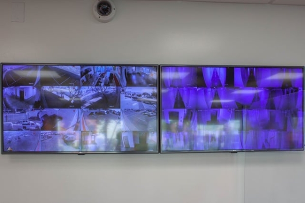 Facility photo: //images.sparefoot.com/medium/219764698de1209b0b8.jpg