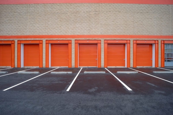 Facility photo: //images.sparefoot.com/medium/21978569874cf059263.jpg