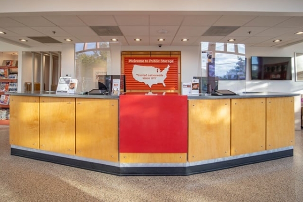 Facility photo: //images.sparefoot.com/medium/219795696b9a89256b0.jpg