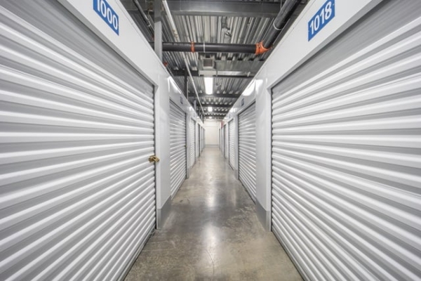 Facility photo: //images.sparefoot.com/medium/219805695d177975ee5.jpg