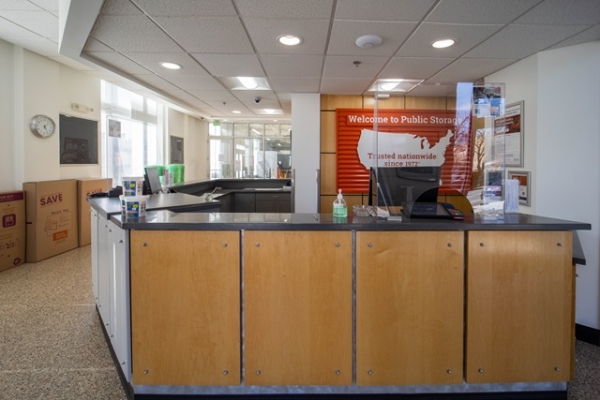 Facility photo: //images.sparefoot.com/medium/2198226895f7b8b8b7c.jpg