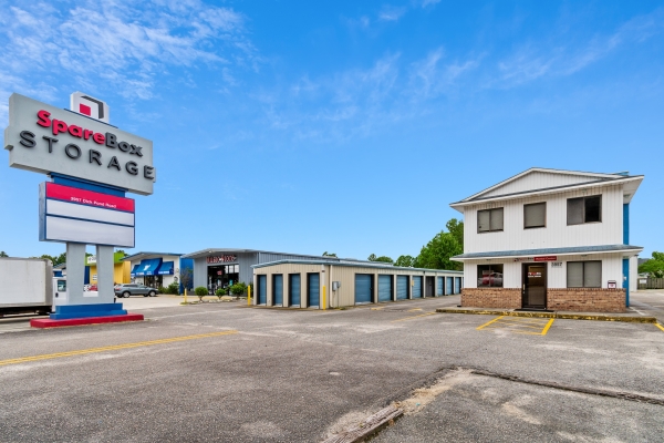 Facility photo: //images.sparefoot.com/medium/21988962d6d8eb2ca16.jpg