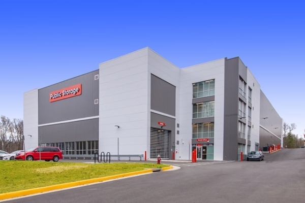 Facility photo: //images.sparefoot.com/medium/2199306963b19a1175e.jpg