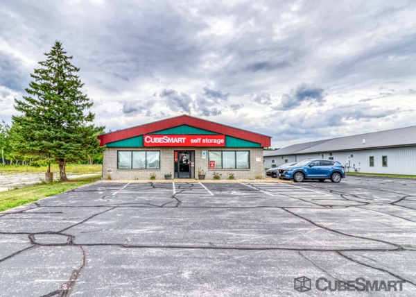Facility photo: //images.sparefoot.com/medium/220377689078faec831.jpg