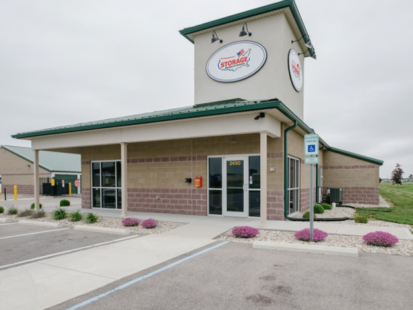 Storage Units at Storage Rentals of America - Shelbyville - Michigan Rd. - 2450 East Michigan Road