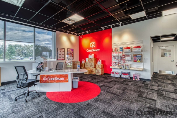 Storage Units at CubeSmart Self Storage - FL Kissimee W Carroll Street - 2310 West Carroll Street