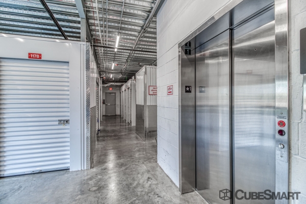Storage Units at CubeSmart Self Storage - FL Kissimee W Carroll Street - 2310 West Carroll Street