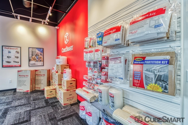 Storage Units at CubeSmart Self Storage - FL Kissimee W Carroll Street - 2310 West Carroll Street