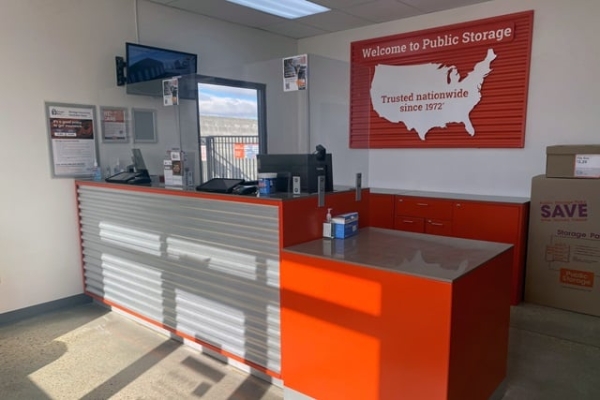 Facility photo: //images.sparefoot.com/medium/2205956936de5782ae8.jpg