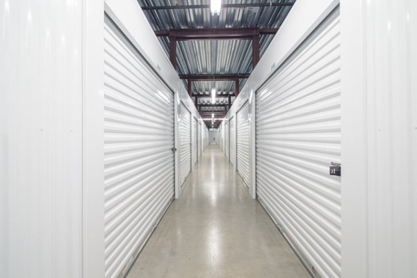 Facility photo: //images.sparefoot.com/medium/22059769f5fa0119d15.jpg