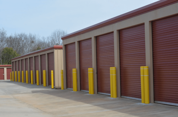 Facility photo: //images.sparefoot.com/medium/22067068960122eaca6.png