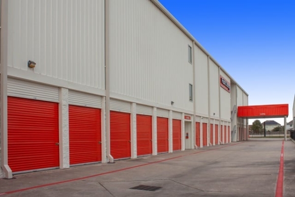 Storage Units at Public Storage - Spring - 28823 Birnham Woods Dr - 28823 Birnham Woods Dr