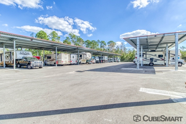 Facility photo: //images.sparefoot.com/medium/220980691ecdb207dea.jpg