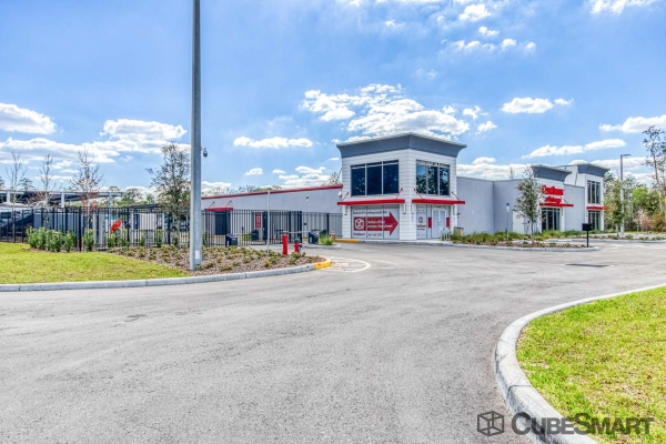Storage Units at CubeSmart Self Storage - FL Davenport Osceola Park Line Rd - 7220 Osceola Polk Line Road
