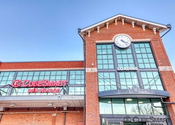 Storage Units at CubeSmart Self Storage - GA Macon Pio Nono Ave - 400 Pio Nono Avenue