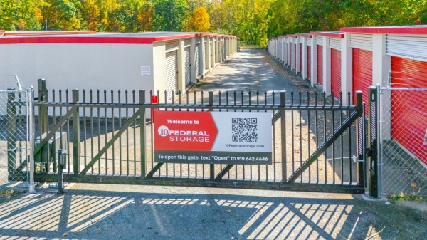 Facility photo: //images.sparefoot.com/medium/221046695827cfc1938.jpg