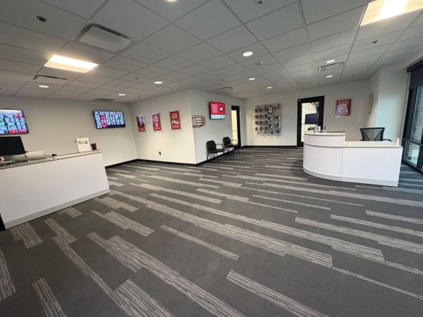 Facility photo: //images.sparefoot.com/medium/22107969303f11c991c.jpeg