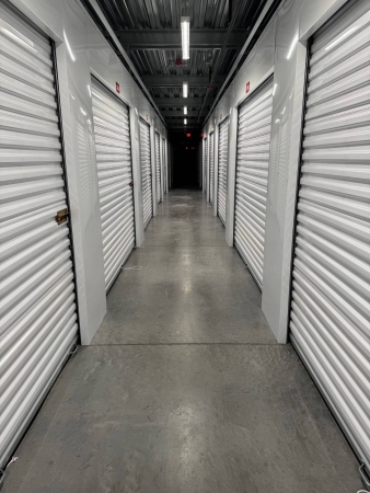 Facility photo: //images.sparefoot.com/medium/22107969303f158fe55.jpeg