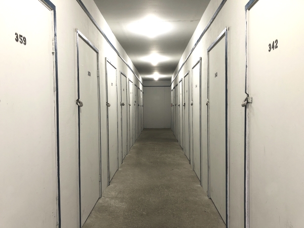 Facility photo: //images.sparefoot.com/medium/22115063d4286835e72.jpg