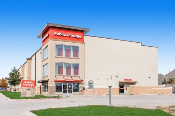 Storage Units at Public Storage - Irving - 7500 Esters Blvd - 7500 Esters Blvd