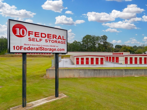 Facility photo: //images.sparefoot.com/medium/221310695829ffdae54.jpg