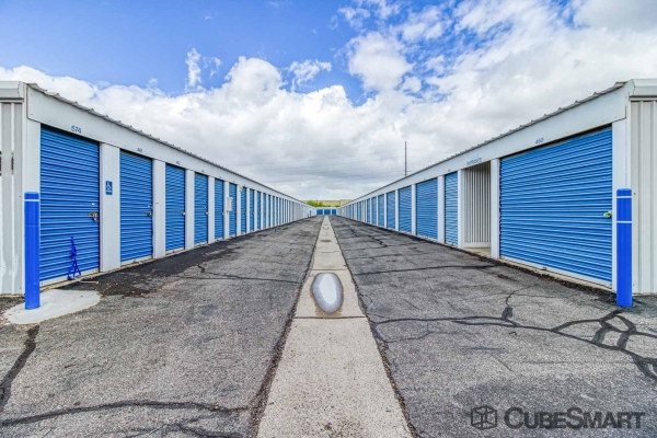 Facility photo: //images.sparefoot.com/medium/221416693bc26571a66.jpg