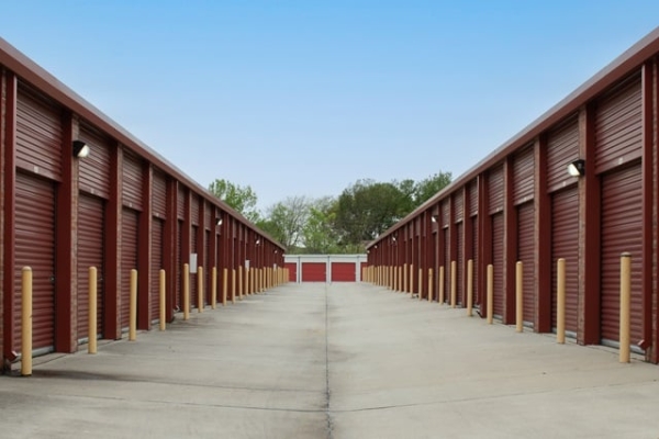 Storage Units at Public Storage - Arlington - 3000 S Watson Rd - 3000 S Watson Rd
