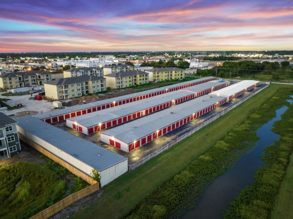 Storage Units at Small Town Storage - Houston - Rowlett - 9900 Rowlett Road