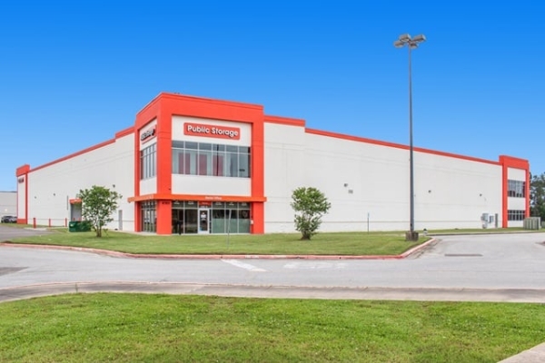 Storage Units at Public Storage - Beaumont - 4195 N Dowlen Rd - 4195 N Dowlen Rd