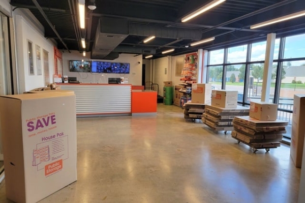 Storage Units at Public Storage - Colorado Springs - 3775 East Pikes Peak Avenue - 3775 East Pikes Peak Avenue
