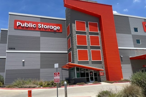 Storage Units at Public Storage - San Antonio - 12806 Vista del Norte - 12806 Vista del Norte