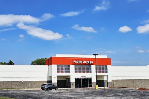 Storage Units at Public Storage - Kansas City - 14400 E US Highway 40 - 14400 E US Highway 40