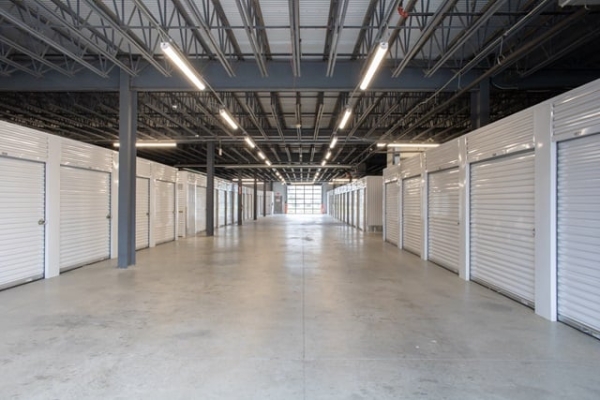 Facility photo: //images.sparefoot.com/medium/22181869f5fb6701873.jpg