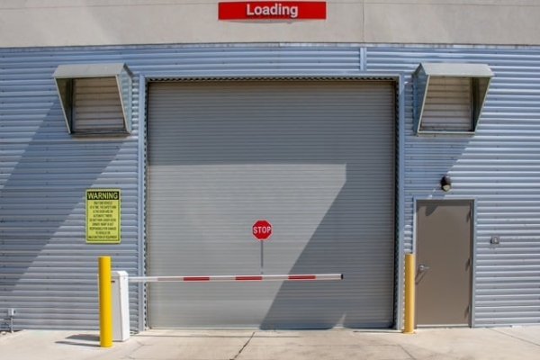 Facility photo: //images.sparefoot.com/medium/22184869e77b5981583.jpg