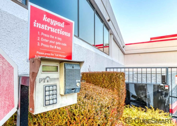 Storage Units at CubeSmart Self Storage - 1650 Crestdale Lane - 1650 Crestdale Lane