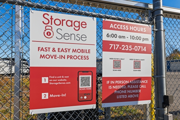 Facility photo: //images.sparefoot.com/medium/2219936899e30476a65.jpg