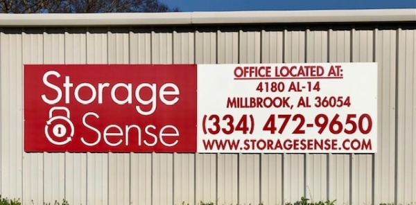 Facility photo: //images.sparefoot.com/medium/22199668964e11d38b4.jpg