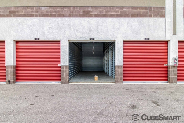 Storage Units at CubeSmart Self Storage - AZ Chandler N Arizona Ave - 1170 North Arizona Avenue