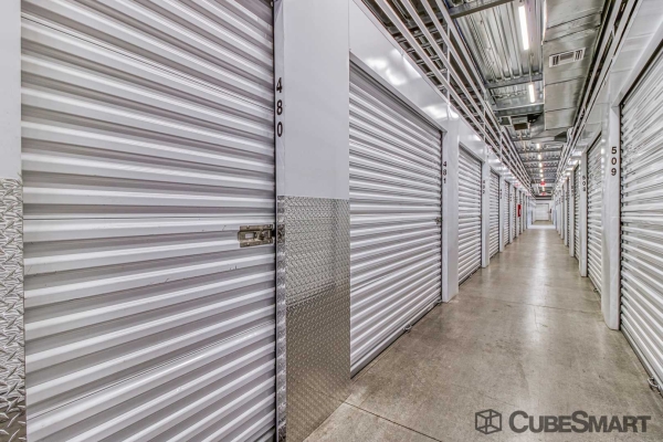 Storage Units at CubeSmart Self Storage - AZ Chandler N Arizona Ave - 1170 North Arizona Avenue