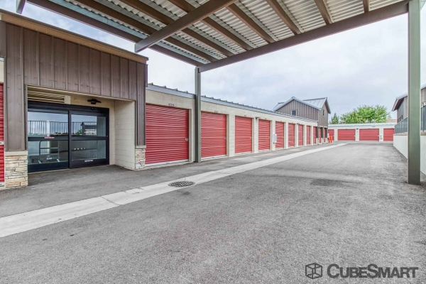 Storage Units at CubeSmart Self Storage - AZ Chandler S Gilbert Rd - 5959 South Gilbert Road