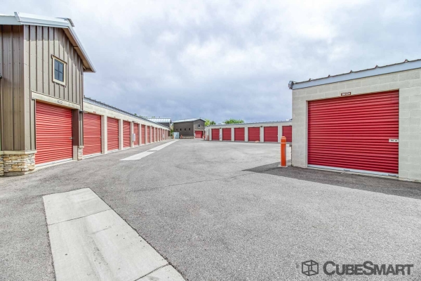 Storage Units at CubeSmart Self Storage - AZ Chandler S Gilbert Rd - 5959 South Gilbert Road