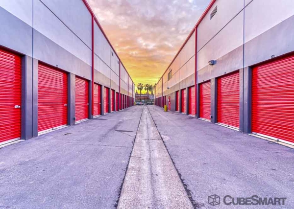 Facility photo: //images.sparefoot.com/medium/222025688324acef306.jpg