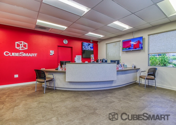 Facility photo: //images.sparefoot.com/medium/222027697083f0e174d.jpg